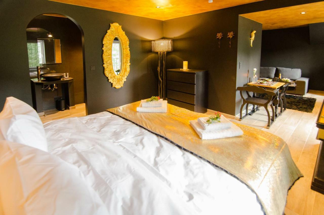 River Lodge Hotel Insolite Maredsous Zewnętrze zdjęcie