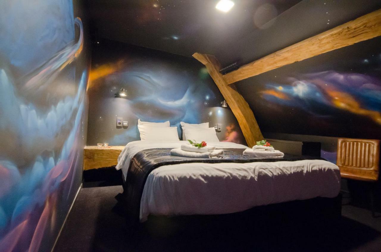 River Lodge Hotel Insolite Maredsous Zewnętrze zdjęcie